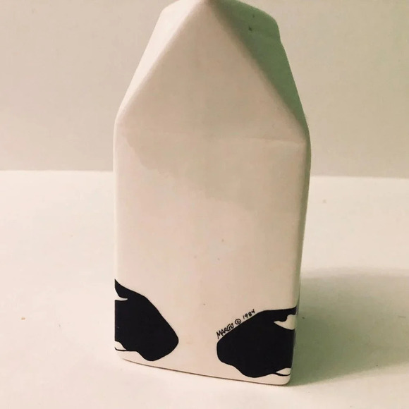 Vtg Margo 1984 Ceramic Milk Carton Creamer Farmhouse 4 Inch Tall - Picture 14 of 15